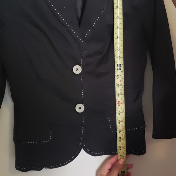 Blazer - Picture 5 of 6